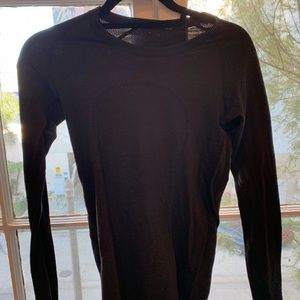 Lulu lemon size 6 long sleeve